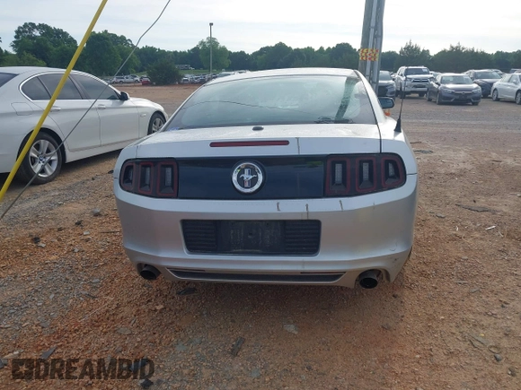 2014 Ford Mustang V6 with VIN 1ZVBP8AM4E5302273, listed as a IAAI auction lot 42288143 with 192,690 mi miles and . Bid and sale history available at DreamBid. Image 16.
