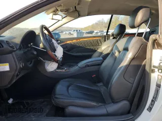 2005 Mercedes-Benz CLK 500 z VIN WDBTK75G75T049996, wystawiony jako Copart lot #47252015 z przebiegiem 141 969 mil mil oraz Szkoda całkowita • Salvage title. Historia ofert i sprzedaży dostępna na DreamBid. Obrazek 7.