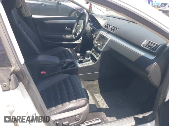 2012 Volkswagen CC Lux Plus z VIN WVWHP7AN3CE513011, wystawiony jako IAAI lot #42303300 z przebiegiem 135 939 mil mil oraz . Historia ofert i sprzedaży dostępna na DreamBid. Obrazek 5.
