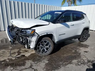 2025 Jeep Compass Limited с VIN 3C4NJDCN8ST521328, выставлен на аукционе Copart как лот 66164895 с пробегом 12 262 миль миль и Чистый • Clean title. История ставок и продаж доступна на DreamBid. Изображение 1.