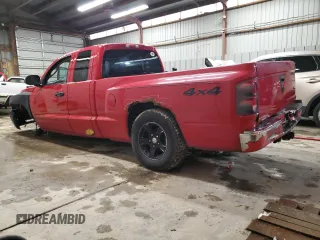 2005 Dodge Dakota SLT with VIN 1D7HW42N25S102256, listed as a Copart auction lot 84477674 with 160,804 mi miles and Salvage title. Bid and sale history available at DreamBid. Image 2.
