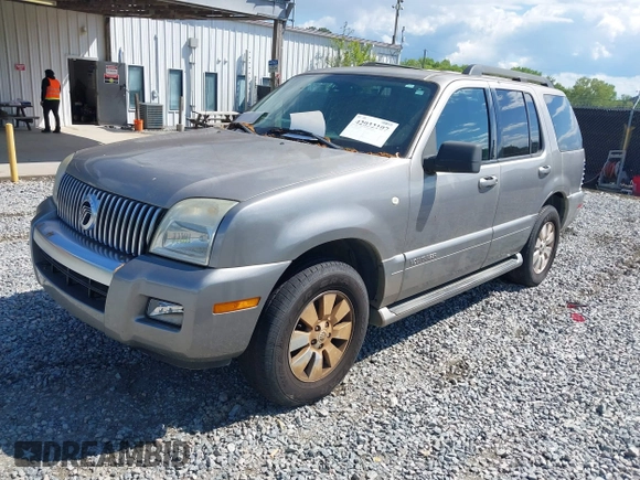 2008 Mercury Mountaineer with VIN 4M2EU47E18UJ08760, listed as a IAAI auction lot 42032107 with 208,982 mi miles. Bid and sale history available at carsss.com. Image 2.