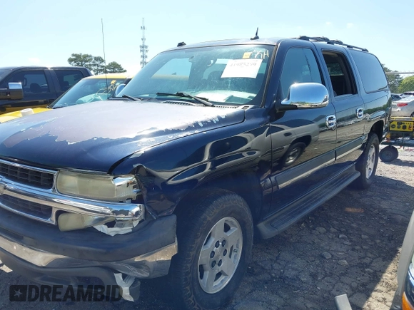 2005 Chevrolet Suburban LT with VIN 1GNEC16Z05J141829, listed as a IAAI auction lot 41985299 with 207,990 mi miles. Bid and sale history available at carsss.com. Image 2.