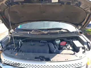 2014 Ford Explorer XLT with VIN 1FM5K7D90EGA20681, listed as a IAAI auction lot 41751453 with 193,709 mi miles. Bid and sale history available at carsss.com. Image 10.