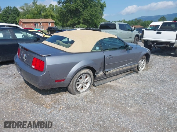 2007 Ford Mustang Deluxe with VIN 1ZVFT84N275210034, listed as a IAAI auction lot 42601412 with 78,078 mi miles and . Bid and sale history available at DreamBid. Image 4.