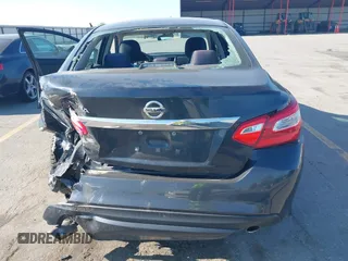 2016 Nissan Altima S z VIN 1N4AL3AP9GC121181, wystawiony jako IAAI lot #42227421 z przebiegiem 135 545 mil mil oraz . Historia ofert i sprzedaży dostępna na DreamBid. Obrazek 6.