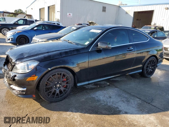 2013 Mercedes-Benz C C 350 with VIN WDDGJ5HB1DG053792, listed as a Copart auction lot 71018844 with 123,796 mi miles and Salvage Title. Bid and sale history available at carsss.com. Image 1.