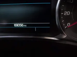 2018 GMC Terrain Denali с VIN 3GKALXEX8JL323795, выставлен на аукционе IAAI как лот 41764139 с пробегом 69 065 миль миль и . История ставок и продаж доступна на DreamBid. Изображение 16.
