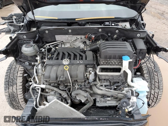 2021 Volkswagen Atlas SEL with VIN 1V2BR2CA0MC592033, listed as a Copart auction lot 82707984 with 59,157 mi miles and Salvage title. Bid and sale history available at DreamBid. Image 12.
