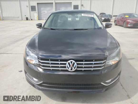 2014 Volkswagen Passat SEL Premium with VIN 1VWCN7A3XEC062797, listed as a Copart auction lot 60290515 with 83,279 mi miles and Salvage title. Bid and sale history available at DreamBid. Image 5.