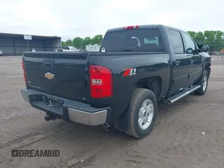2009 Chevrolet Silverado 1500 LT with VIN 3GCEK233X9G208722, listed as a IAAI auction lot 41972856 with 150,758 mi miles and . Bid and sale history available at DreamBid. Image 4.