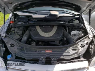 2008 Mercedes-Benz R 3.5L with VIN 4JGCB65E88A074539, listed as a Copart auction lot 68353544 with Not Provided miles and Salvage Title. Bid and sale history available at carsss.com. Image 12.