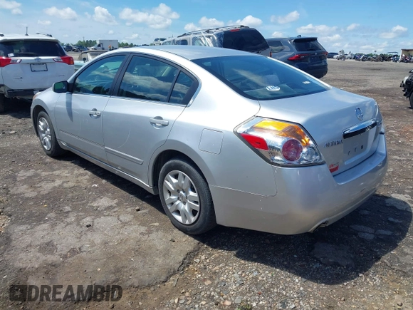 2012 Nissan Altima S z VIN 1N4AL2AP6CC124978, wystawiony jako IAAI lot #42235066 z przebiegiem 197 538 mil mil oraz . Historia ofert i sprzedaży dostępna na DreamBid. Obrazek 3.