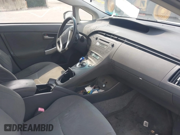 2010 Toyota Prius II z VIN JTDKN3DU8A1221432, wystawiony jako IAAI lot #42504410 z przebiegiem 280 773 mil mil oraz . Historia ofert i sprzedaży dostępna na DreamBid. Obrazek 5.