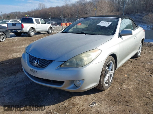 2006 Toyota Solara SE z VIN 4T1FA38P76U086799, wystawiony jako IAAI lot #41337669 z przebiegiem 147 176 mil mil oraz . Historia ofert i sprzedaży dostępna na DreamBid. Obrazek 17.