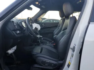 2019 MINI Countryman Cooper S with VIN WMZYT5C55K3G92128, listed as a Copart auction lot 88427445 with 68,689 mi miles and Salvage Title. Bid and sale history available at carsss.com. Image 7.