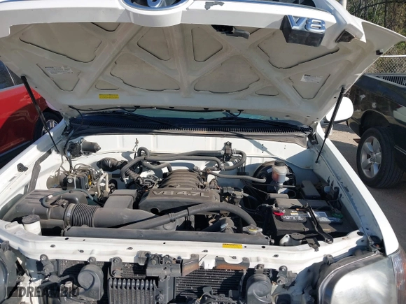 2006 Toyota Sequoia SR5 with VIN 5TDZT34AX6S283130, listed as a IAAI auction lot 41839079 with 207,638 mi miles. Bid and sale history available at carsss.com. Image 10.