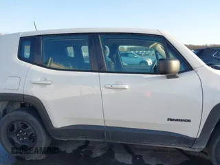 2018 Jeep Renegade Sport z VIN ZACCJBAB5JPJ51365, wystawiony jako IAAI lot #39137514 z przebiegiem 131 256 mil mil oraz . Historia ofert i sprzedaży dostępna na DreamBid. Obrazek 14.