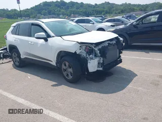 2023 Toyota RAV4 Hybrid XLE с VIN JTMRWRFV3PD193437, выставлен на аукционе IAAI как лот 42472477 с пробегом 67 224 миль миль и . История ставок и продаж доступна на DreamBid. Изображение 1.
