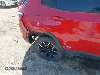2019 Jeep Compass Trailhawk с VIN 3C4NJDDB7KT681947, выставлен на аукционе IAAI как лот 42031488 с пробегом 91 382 миль миль и . История ставок и продаж доступна на DreamBid. Изображение 17.