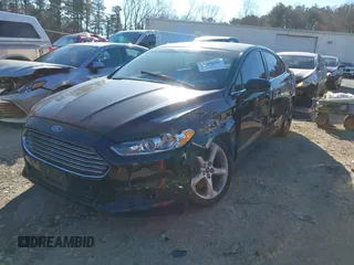 2016 Ford Fusion S with VIN 3FA6P0G74GR261768, listed as a IAAI auction lot 41260069 with 91,840 mi miles. Bid and sale history available at carsss.com. Image 16.