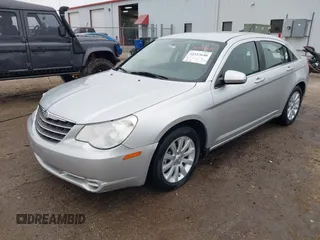 2010 Chrysler Sebring Limited with VIN 1C3CC5FB3AN202530, listed as a IAAI auction lot 41933640 with 108,198 mi miles. Bid and sale history available at carsss.com. Image 17.