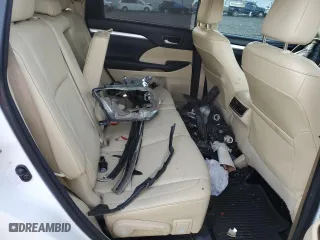 2014 Toyota Highlander XLE with VIN 5TDJKRFH2ES058289, listed as a Copart auction lot 46473015 with 105,169 mi miles and Salvage Title. Bid and sale history available at carsss.com. Image 12.