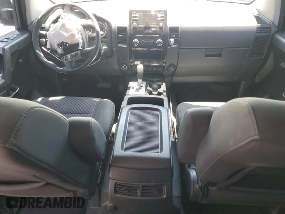 2014 Nissan Titan SV with VIN 1N6AA0ED2EN513724, listed as a Copart auction lot 58641975 with 221,961 mi miles and Salvage title. Bid and sale history available at DreamBid. Image 8.