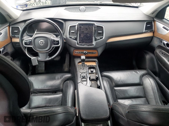 2017 Volvo XC90 Inscription with VIN YV4A22PL6H1149705, listed as a Copart auction lot 42707005 with 0 mi miles and Salvage Title. Bid and sale history available at carsss.com. Image 8.
