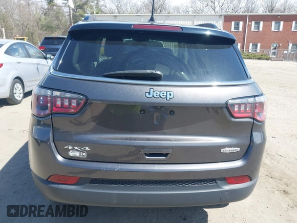 2020 Jeep Compass Latitude z VIN 3C4NJDBB3LT148966, wystawiony jako IAAI lot #41899107 z przebiegiem 35 782 mil mil oraz . Historia ofert i sprzedaży dostępna na DreamBid. Obrazek 17.