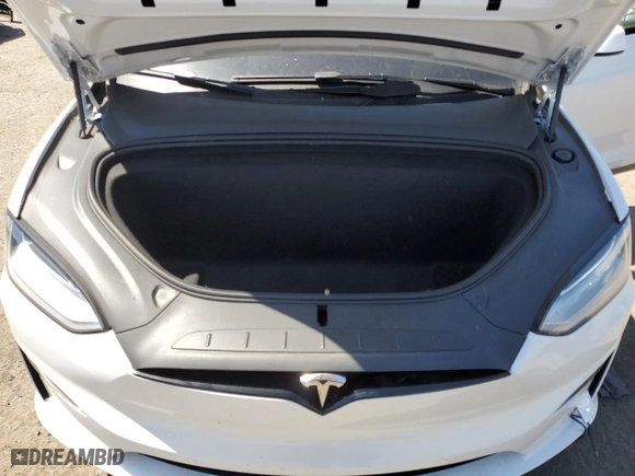 2022 Tesla Model X with VIN 7SAXCBE50NF331632, listed as a Copart auction lot 48062053 with 0 mi miles. Bid and sale history available at carsss.com. Image 11.