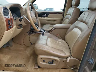 2002 GMC Envoy SLT with VIN 1GKDT13SX22353269, listed as a Copart auction lot 45421375 with 212,027 mi miles and Salvage Title. Bid and sale history available at carsss.com. Image 7.