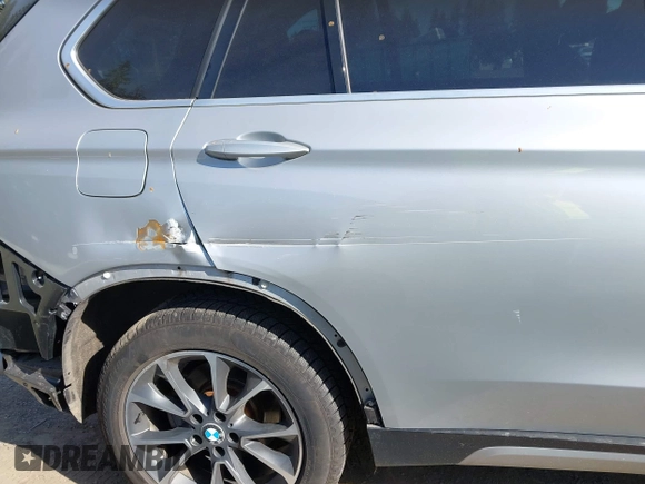 2018 BMW X5 xDrive35i with VIN 5UXKR0C52JL073889, listed as a IAAI auction lot 42035042 with 36,564 mi miles. Bid and sale history available at carsss.com. Image 6.
