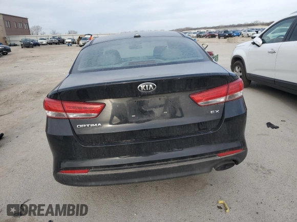 2016 Kia Optima EX z VIN 5XXGU4L30GG058389, wystawiony jako Copart lot #49993295 z przebiegiem 78 445 mil mil oraz Szkoda całkowita • Salvage title. Historia ofert i sprzedaży dostępna na DreamBid. Obrazek 6.