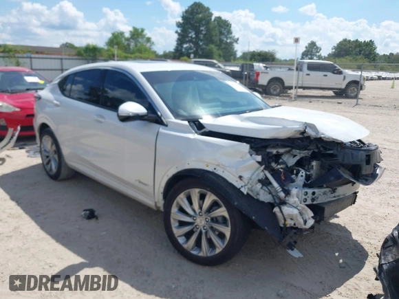 2024 Buick Envista Avenir with VIN KL47LCE21RB044280, listed as a IAAI auction lot 40437497 with Not Provided miles and . Bid and sale history available at DreamBid. Image 1.