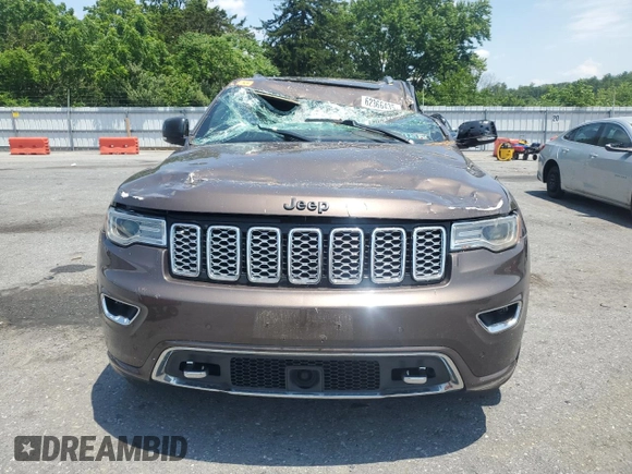 2020 Jeep Grand Cherokee Overland with VIN 1C4RJFCG7LC407185, listed as a Copart auction lot 62366435 with 44,679 mi miles and Salvage title. Bid and sale history available at DreamBid. Image 5.
