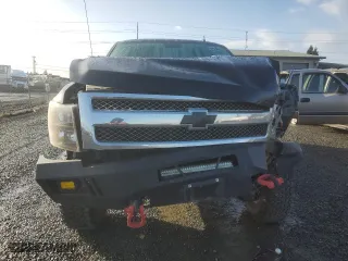 2012 Chevrolet Silverado 1500 LT with VIN 3GCPKSE71CG197741, listed as a Copart auction lot 46172795 with 210,471 mi miles and Salvage Title. Bid and sale history available at carsss.com. Image 5.