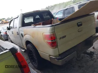 2012 Ford F-150 XL with VIN 1FTFW1CF9CFA53053, listed as a IAAI auction lot 42103851 with 186,599 mi miles. Bid and sale history available at carsss.com. Image 3.