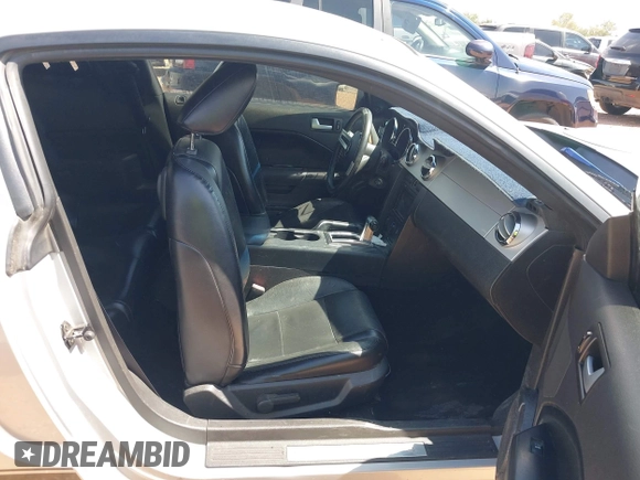 2007 Ford Mustang Deluxe with VIN 1ZVFT80N575247116, listed as a IAAI auction lot 42704286 with 169,931 mi miles and . Bid and sale history available at DreamBid. Image 5.