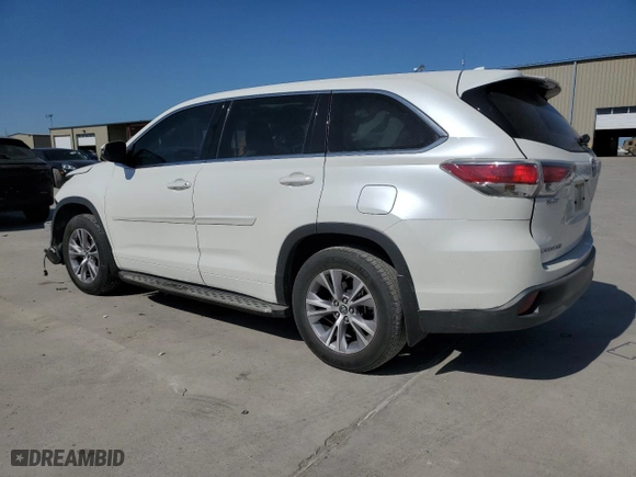 2016 Toyota Highlander LE Plus with VIN 5TDZKRFH7GS166851, listed as a Copart auction lot 52811805 with 124,509 mi miles and Salvage Title. Bid and sale history available at carsss.com. Image 2.