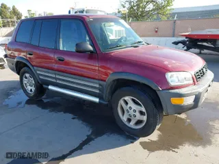 1998 Toyota RAV4 with VIN JT3GP10V9W0028114, listed as a IAAI auction lot 42034062 with 237,038 mi miles. Bid and sale history available at carsss.com. Image 1.