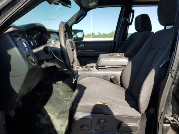 2008 Ford Expedition Max SSV with VIN 1FMFK15558LA48761, listed as a Copart auction lot 64095825 with 237,697 mi miles and Clean title. Bid and sale history available at DreamBid. Image 7.