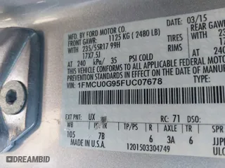 2015 Ford Escape SE with VIN 1FMCU0G95FUC07678, listed as a IAAI auction lot 41588156 with 71,388 mi miles. Bid and sale history available at carsss.com. Image 9.