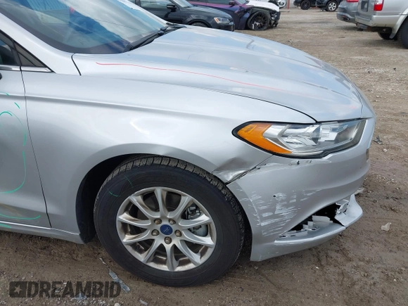 2017 Ford Fusion S with VIN 3FA6P0G7XHR316936, listed as a IAAI auction lot 41888766 with 175,881 mi miles. Bid and sale history available at carsss.com. Image 17.
