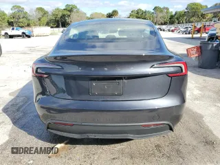 2024 Tesla Model 3 z VIN 5YJ3E1EA7RF726152, wystawiony jako Copart lot #58385925 z przebiegiem 10 892 mil mil oraz Nie do naprawy. Historia ofert i sprzedaży dostępna na DreamBid. Obrazek 6.
