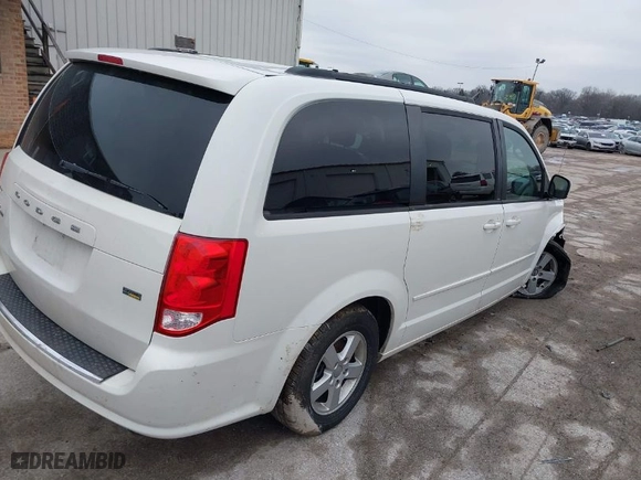 2011 Dodge Grand Caravan Mainstreet with VIN 2D4RN3DG7BR640199, listed as a IAAI auction lot 38633071 with 148,846 mi miles. Bid and sale history available at carsss.com. Image 4.
