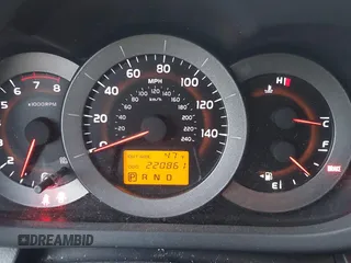 2006 Toyota RAV4 Sport with VIN JTMBK32VX66005712, listed as a IAAI auction lot 41025837 with 220,861 mi miles. Bid and sale history available at carsss.com. Image 7.