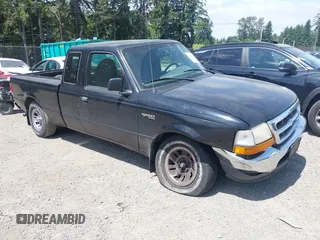 1999 Ford Ranger XL с VIN 1FTYR14V6XPB88822, выставлен на аукционе IAAI как лот 42489121 с пробегом 154 092 миль миль и . История ставок и продаж доступна на DreamBid. Изображение 1.