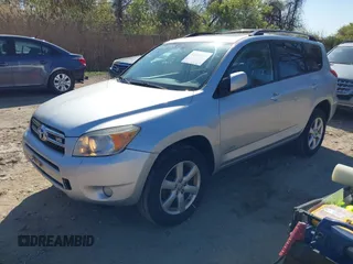 2008 Toyota RAV4 Ltd with VIN JTMBK31V985071386, listed as a IAAI auction lot 42068551 with 213,805 mi miles. Bid and sale history available at carsss.com. Image 2.