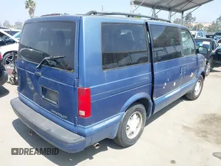 1997 Chevrolet Astro z VIN 1GNDM19W8VB208911, wystawiony jako IAAI lot #42484463 z przebiegiem 201 449 mil mil oraz . Historia ofert i sprzedaży dostępna na DreamBid. Obrazek 4.